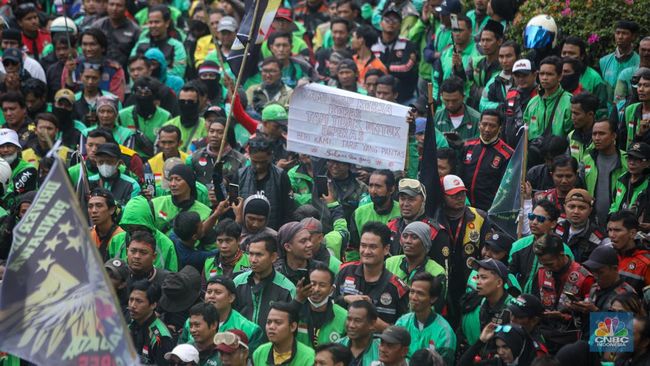 berita aktual 1.000 Sopir Ojol-Kurir Mau Demo Besar Gruduk Kemnaker, Kapan & Kenapa?