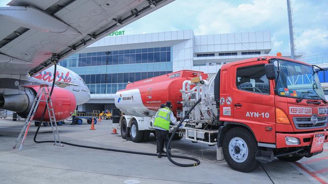 berita aktual Pertamina Turunkan Harga Avtur 10% dan Harga Tiket Pelita Air 15,8%