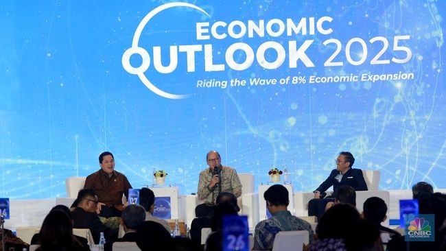 berita aktual Potret Economic Outlook 2025 Ungkap Resep Ekonomi RI Tumbuh 8%