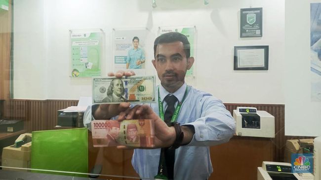 berita aktual Rupiah Menguat Tipis Jelang Pelantikan Trump, Dolar Turun ke Rp16.345