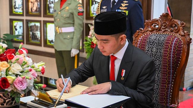 illini news Agenda Senin 11 November: Gibran Terima Laporan Warga – Diskusi Pangan