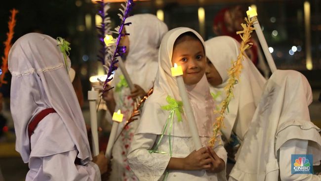 berita aktual Beragam Tradisi Isra Mi’raj di Indonesia, Pawai Obor hingga Rejeban