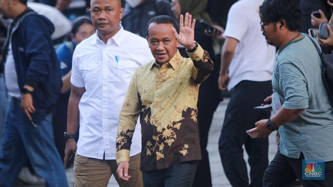 illini news Bahlil & Komut Pertamina Tiba-Tiba Dipanggil Prabowo, Ini yang Dibahas