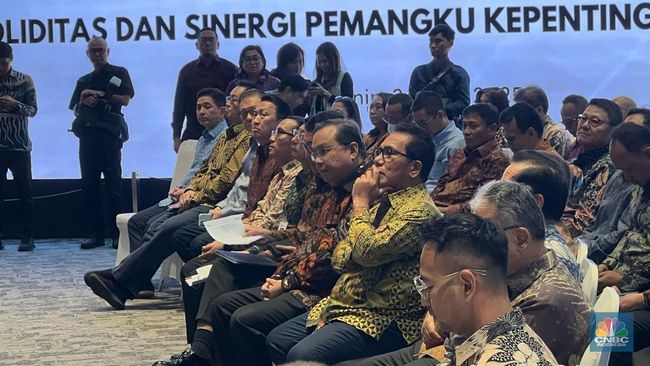 illini berita Para Konglomerat Sepakat Minta Mekanisme Buyback Saham Tanpa RUPS